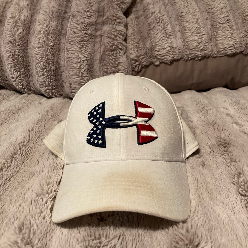 Under armor fitted hat